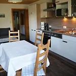 Bichlhof Apartment *