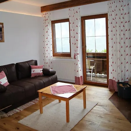 Bichlhof Apartment *
