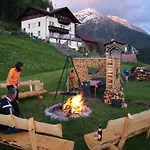 Bichlhof Apartment